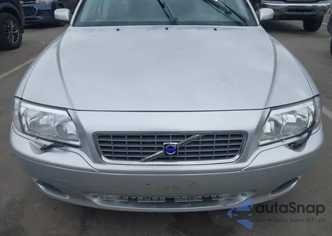 2004 Volvo S80 2.5T z USA, uszkodzony, nr VIN YV1TH59H741373297